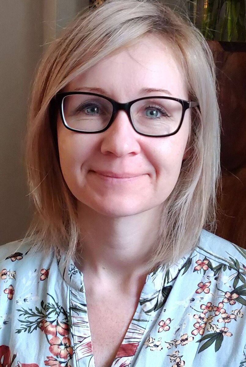 Д -р Катасрина Уайсалл, доцент з Університету Голвей.