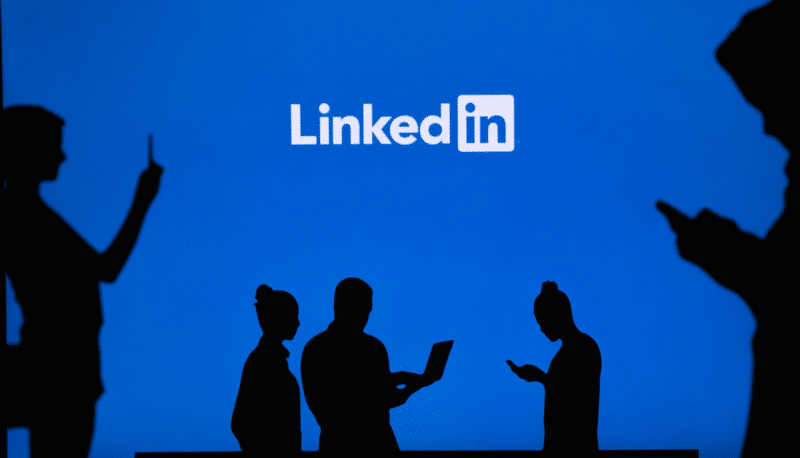 LinkedIn представляє інструменти AI та автоматизації для підвищення продуктивності реклами