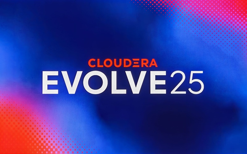 Текст Cloudera Evolve25, що відображається на синьому та червоному градієнті з пунктирним малюнком.
