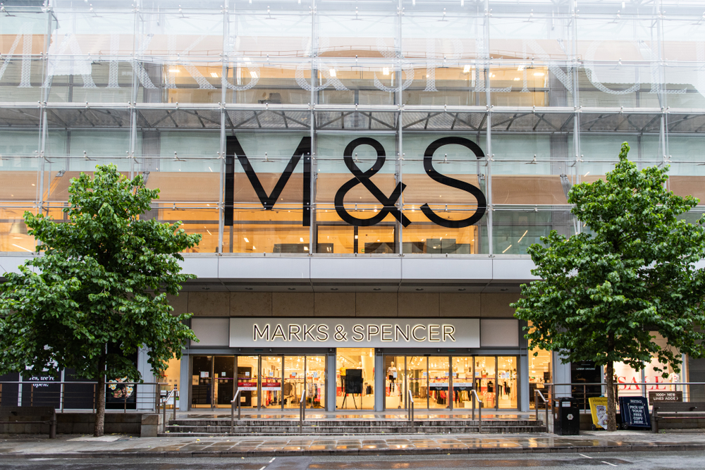 M&S запускає маркетинговий привід для збільшення покупців чоловічого одягу