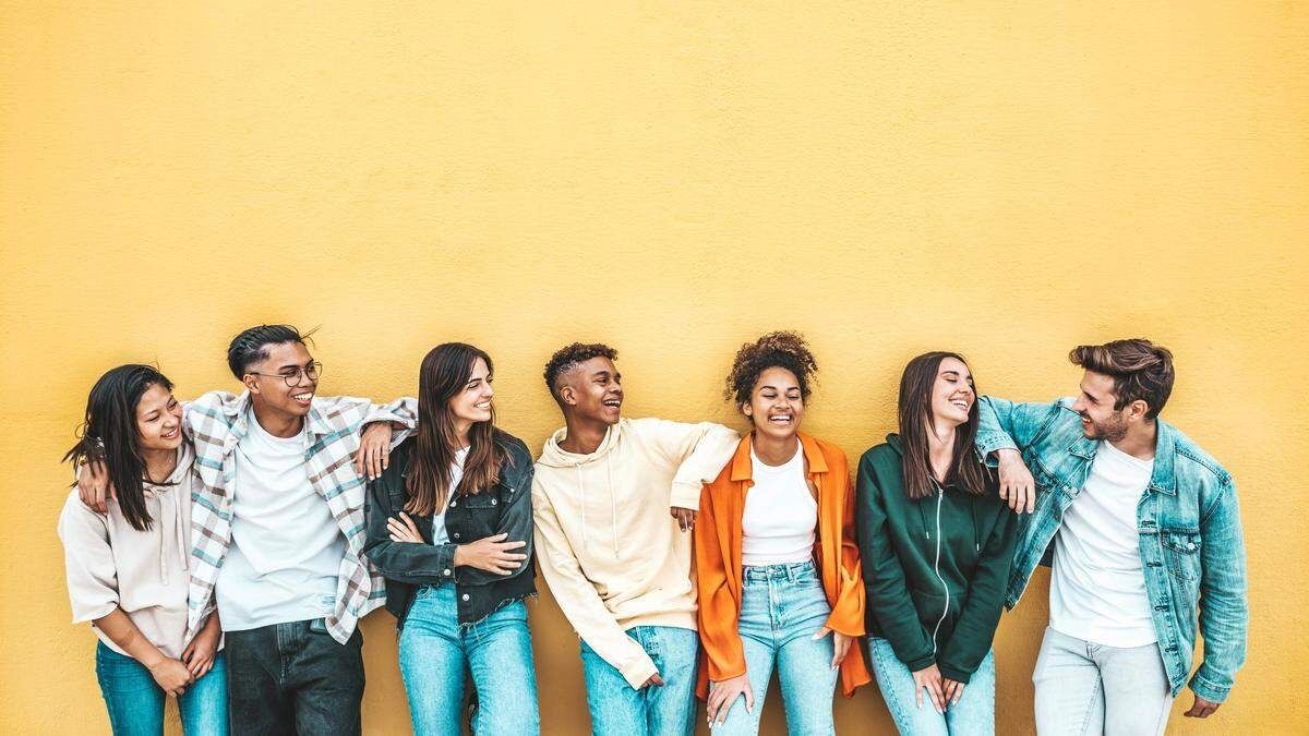 "Творчий максимізм" Gen Z - це переробка розповідей впливових та брендів