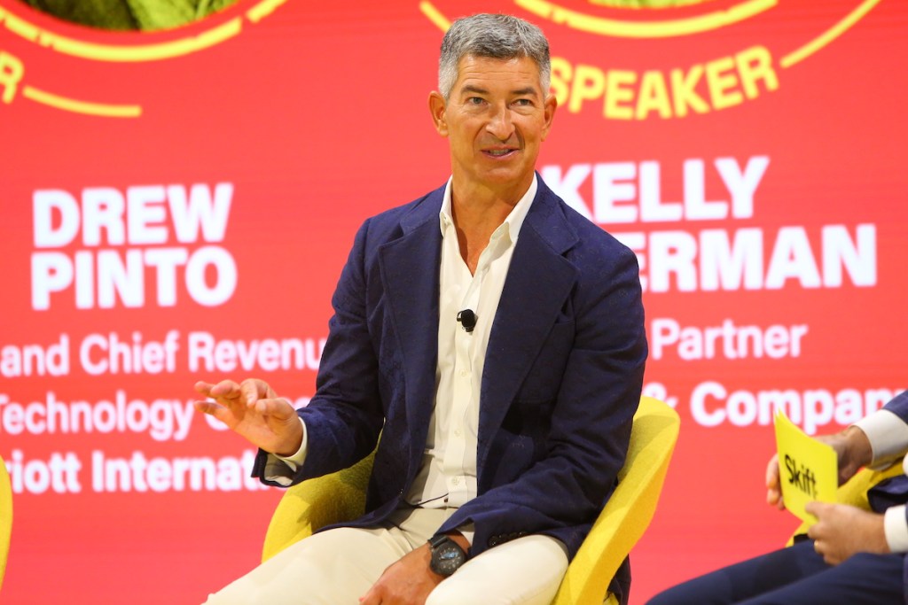 Генеральний директор Kayak про списання 457 мільйонів доларів: Google Squeezed Travel