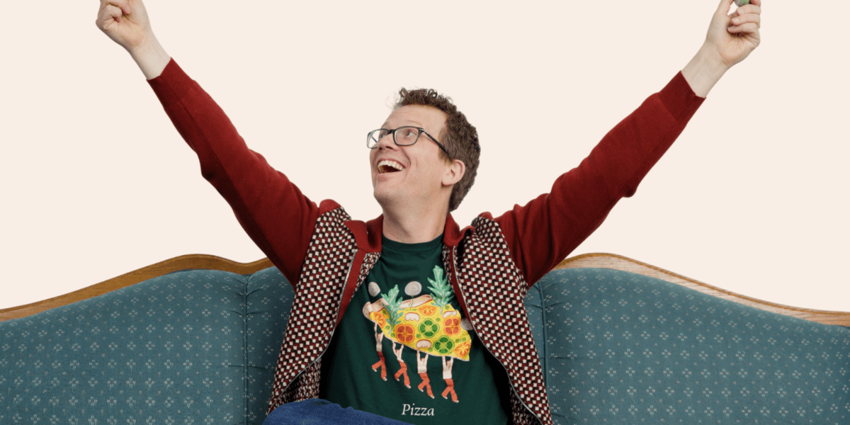 Ютубер Хенк Грін попереджає покоління Z, що бути інфлюенсером — це не тільки ліниві ранки та безкоштовні поїздки: «Переважна частина вашого життя — це набір тексту»