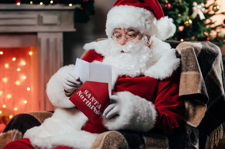 Санта все ще приймає листи поштою та електронною поштою на Різдво 2025 року