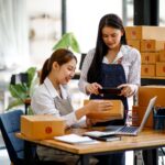 Р. Ф. Куанг на Сінгапурському фестивалі письменників 2025: про ідентичність, оповідання і пошуки радості в Сінгапурі